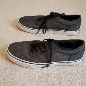 Vans Chukka Low